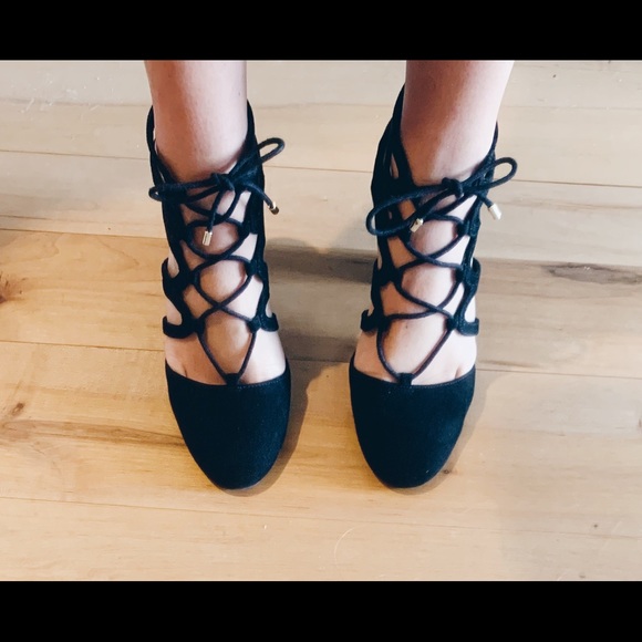 Christian Siriano Birdcage Heels - Picture 2 of 3